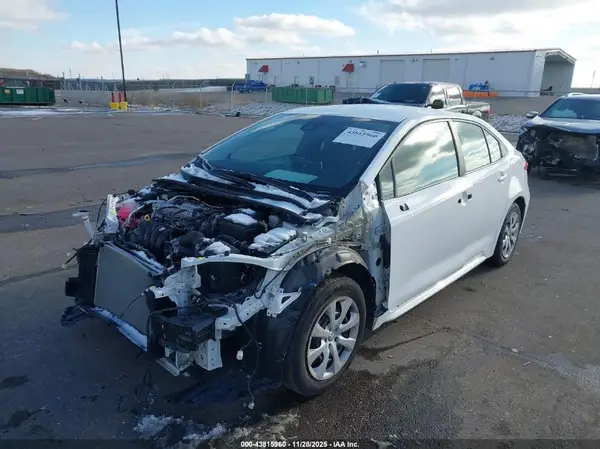 5YFEPRAE9LP027546 2020 TOYOTA COROLLA - Image 2