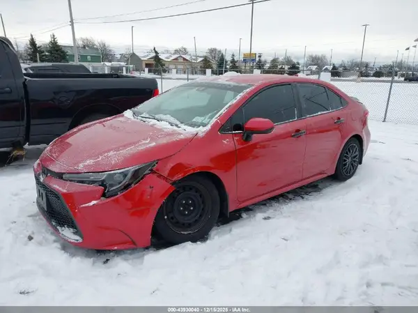 5YFEPRAE9LP033573 2020 TOYOTA COROLLA - Image 2
