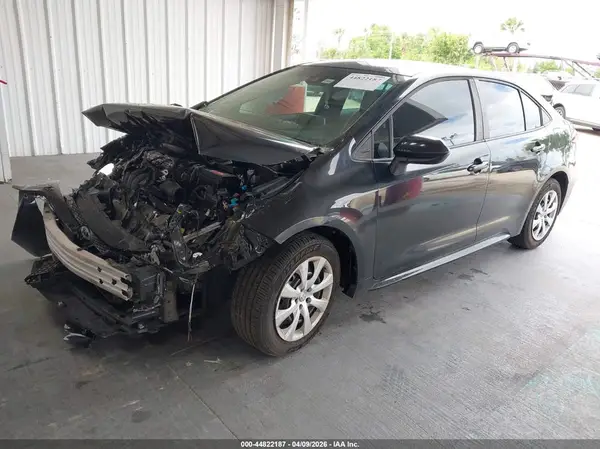5YFEPRAE9LP035209 2020 TOYOTA COROLLA - Image 2