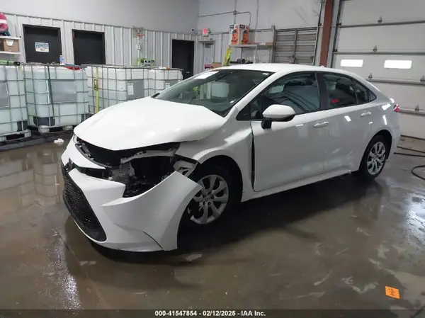 5YFEPRAE9LP040216 2020 TOYOTA COROLLA - Image 2