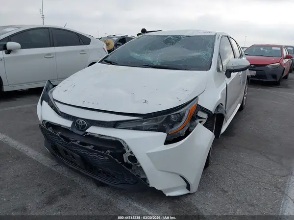 5YFEPRAE9LP042838 2020 TOYOTA COROLLA - Image 2