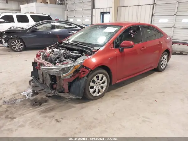 5YFEPRAE9LP049790 2020 TOYOTA COROLLA - Image 2