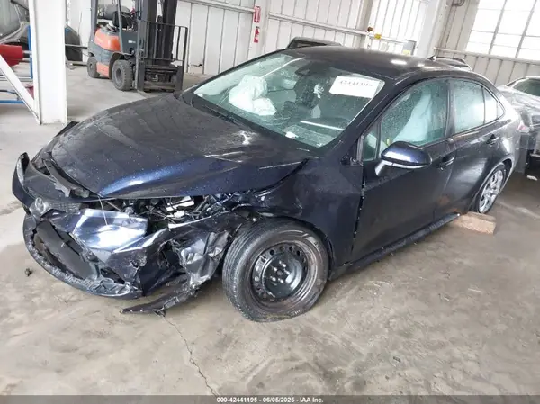 5YFEPRAE9LP081039 2020 TOYOTA COROLLA - Image 2
