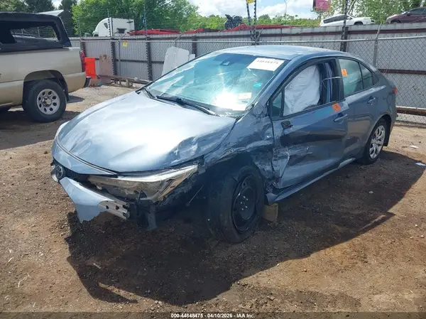 5YFEPRAE9LP084815 2020 TOYOTA COROLLA - Image 2