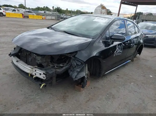 5YFEPRAE9LP132572 2020 TOYOTA COROLLA - Image 2