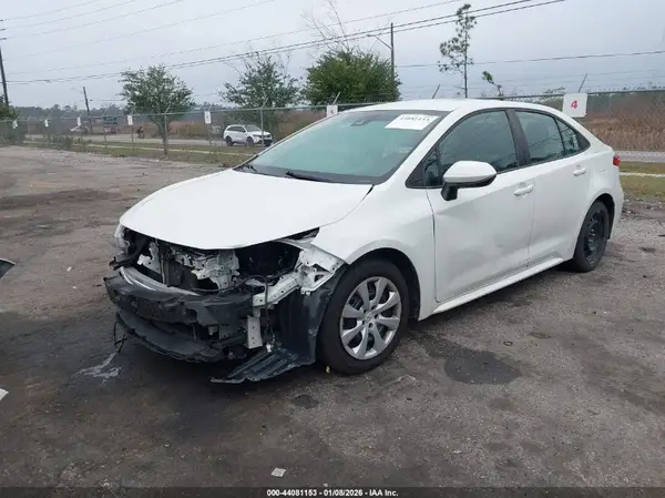 5YFEPRAEXLP035381 2020 TOYOTA COROLLA - Image 2
