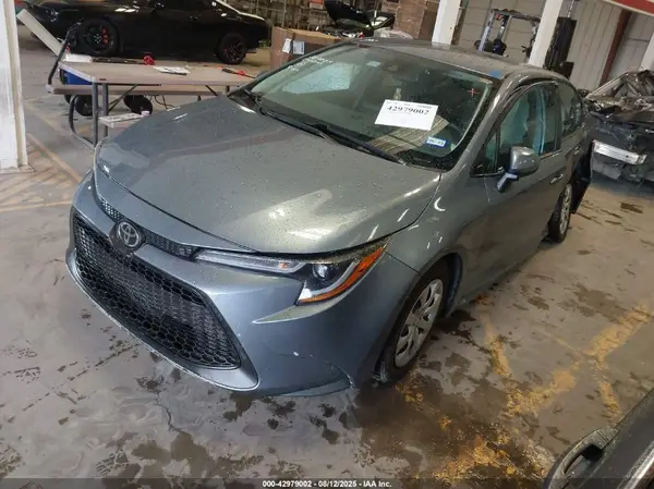 5YFEPRAEXLP087769 2020 TOYOTA COROLLA - Image 2