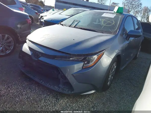 5YFEPRAEXLP116879 2020 TOYOTA COROLLA - Image 2