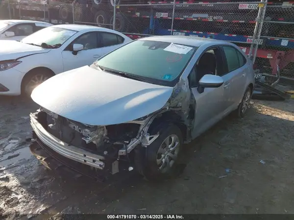 5YFEPRAEXLP138719 2020 TOYOTA COROLLA - Image 2