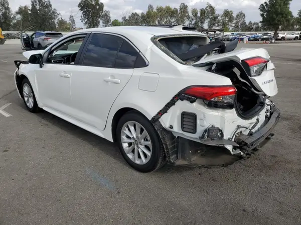 5YFFPMAE1MP215499 2021 TOYOTA COROLLA - Image 2
