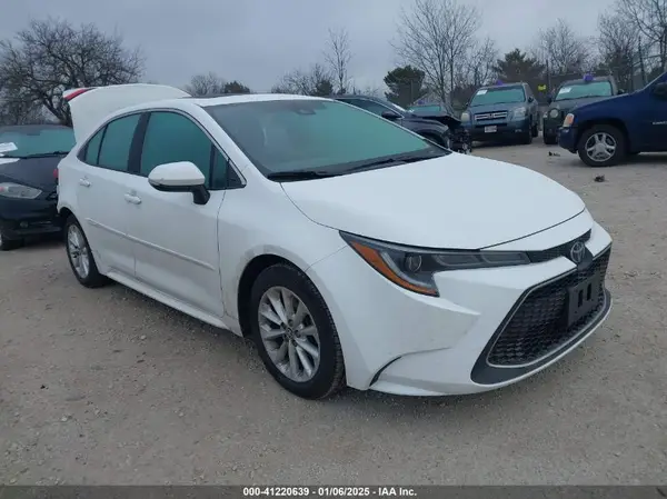 5YFFPMAE2NP315709 2022 TOYOTA COROLLA - Image 1