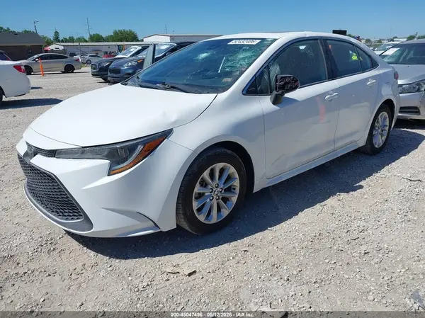 5YFFPMAE5MP232368 2021 TOYOTA COROLLA - Image 2