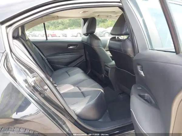5YFFPMAE7MP267980 2021 TOYOTA COROLLA - Image 8