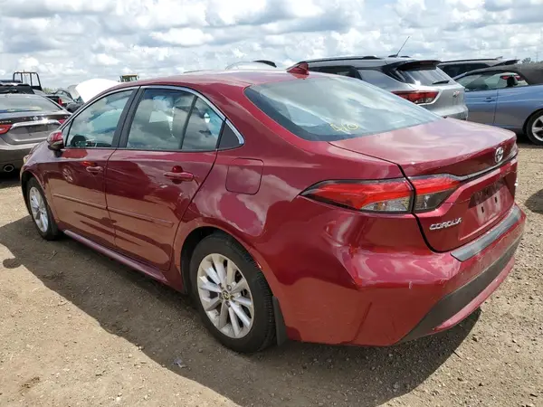 5YFFPMAE7NP383584 2022 TOYOTA COROLLA - Image 2