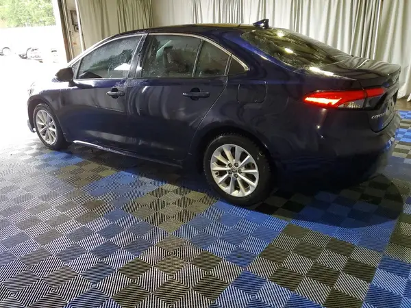 5YFFPMAE9MP173356 2021 TOYOTA COROLLA - Image 2