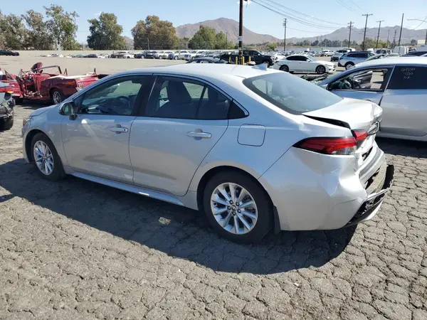 5YFFPRAE1LP097305 2020 TOYOTA COROLLA - Image 2