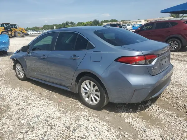 5YFFPRAE2LP097460 2020 TOYOTA COROLLA - Image 2