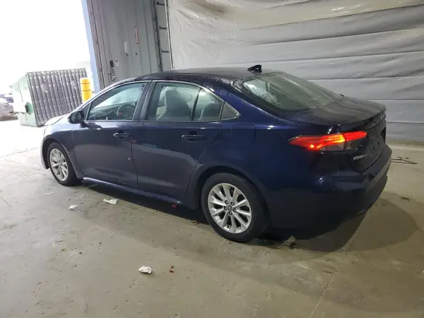 5YFFPRAE8LP077858 2020 TOYOTA COROLLA - Image 2