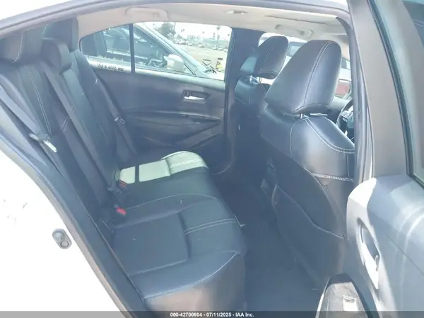 5YFFPRAE9LP043573 2020 TOYOTA COROLLA - Image 8