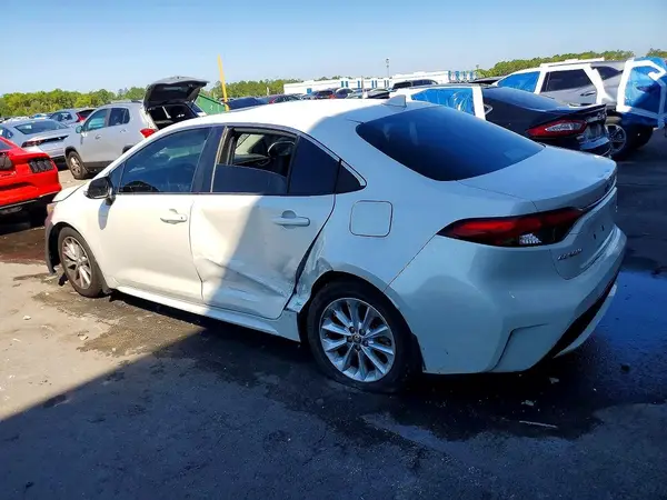 5YFFPRAEXLP116689 2020 TOYOTA COROLLA - Image 2