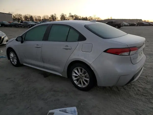 5YFHPMAE1MP255302 2021 TOYOTA COROLLA - Image 2