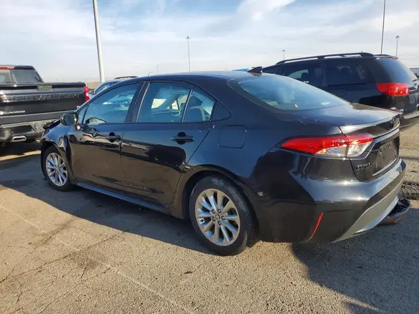 5YFHPMAE4MP162662 2021 TOYOTA COROLLA - Image 2