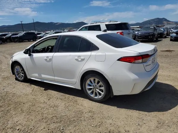 5YFHPMAE4MP267573 2021 TOYOTA COROLLA - Image 2