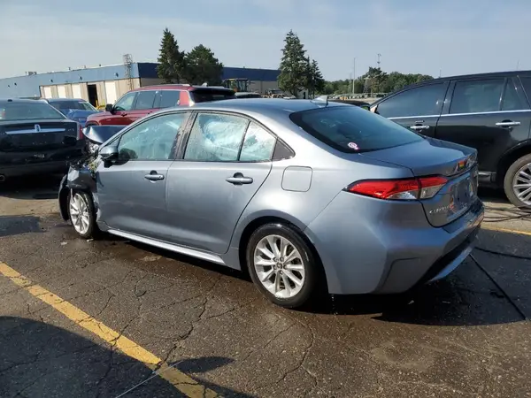 5YFHPMAE6NP279595 2022 TOYOTA COROLLA - Image 2