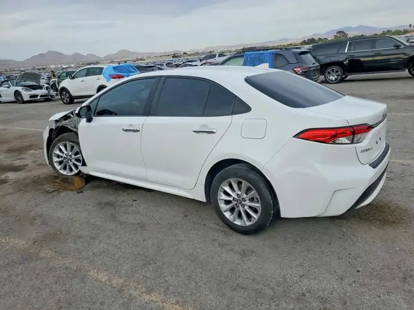 5YFHPMAEXNP291443 2022 TOYOTA COROLLA - Image 2
