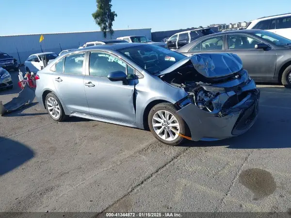 5YFHPRAE0LP134062 2020 TOYOTA COROLLA - Image 1