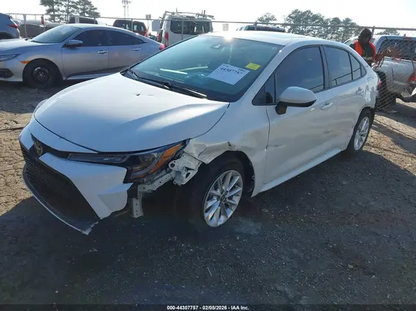 5YFHPRAE1LP071148 2020 TOYOTA COROLLA - Image 2