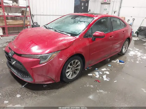 5YFHPRAE2LP122463 2020 TOYOTA COROLLA - Image 2