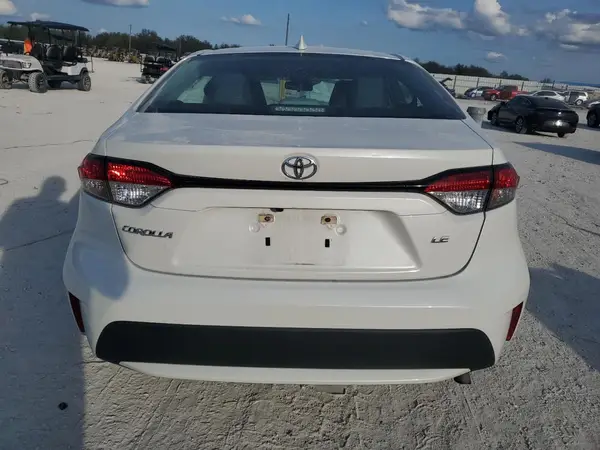 2020 TOYOTA COROLLA auction photo 6