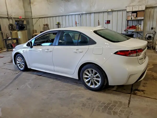5YFHPRAE3LP017334 2020 TOYOTA COROLLA - Image 2