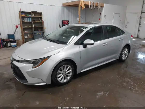 5YFHPRAE5LP010269 2020 TOYOTA COROLLA - Image 2