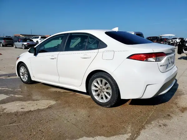 5YFHPRAE6LP020647 2020 TOYOTA COROLLA - Image 2