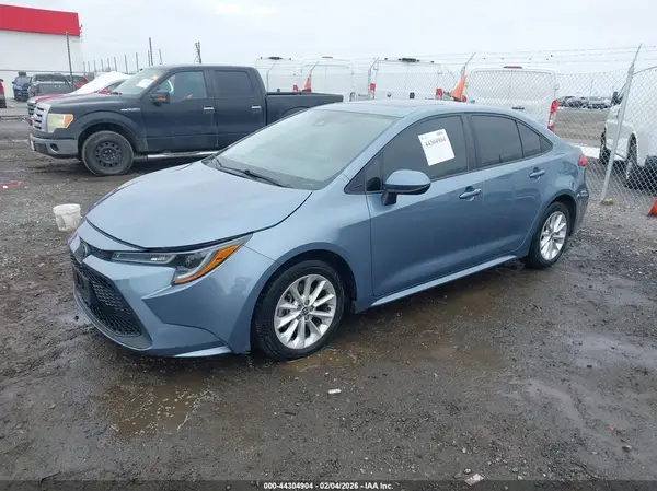 5YFHPRAE6LP032670 2020 TOYOTA COROLLA - Image 2