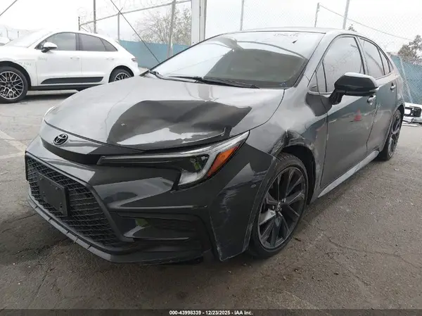 5YFP4MCE0PP156525 2023 TOYOTA COROLLA - Image 2