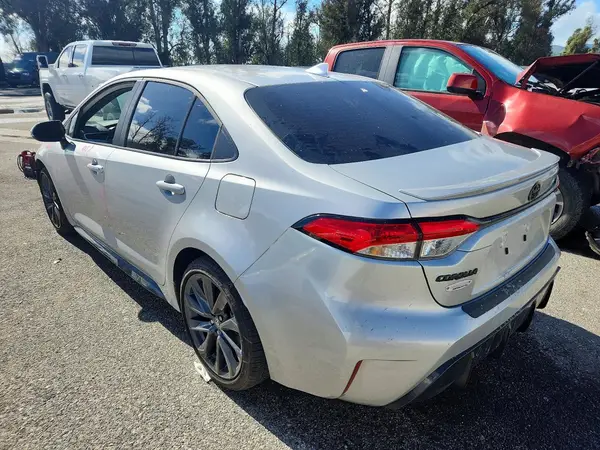 5YFP4MCE0TP258837 2026 TOYOTA COROLLA - Image 2