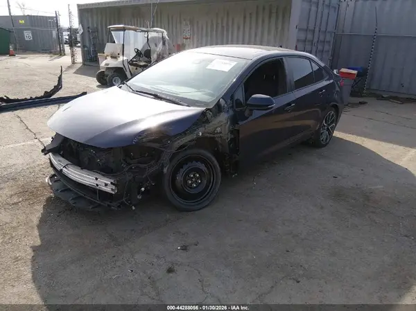 5YFP4MCE1MP093995 2021 TOYOTA COROLLA - Image 2