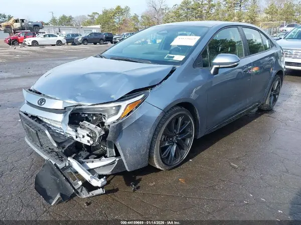 5YFP4MCE1RP203533 2024 TOYOTA COROLLA - Image 2