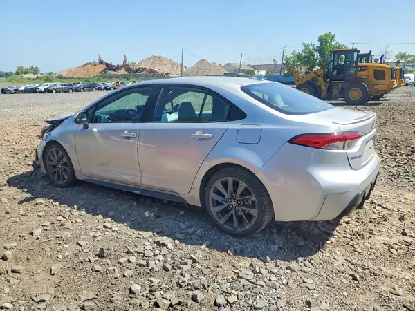 5YFP4MCE1SP218572 2025 TOYOTA COROLLA - Image 2