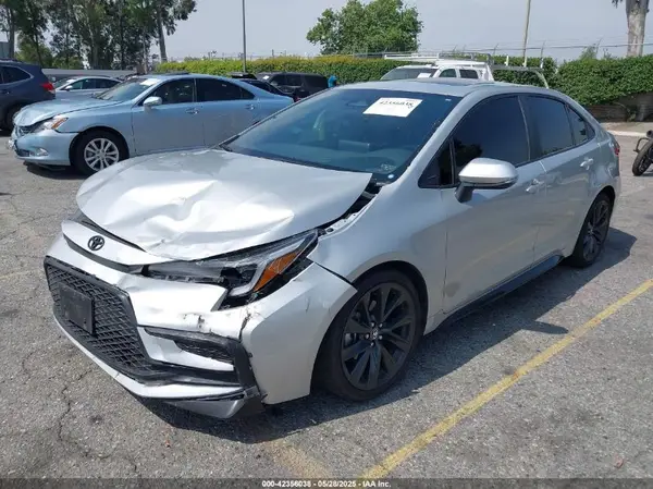 5YFP4MCE2RP197127 2024 TOYOTA COROLLA - Image 2