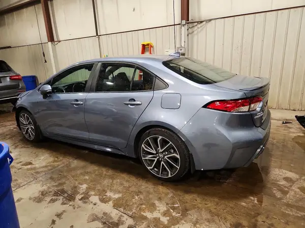 5YFP4MCE3NP137674 2022 TOYOTA COROLLA - Image 2