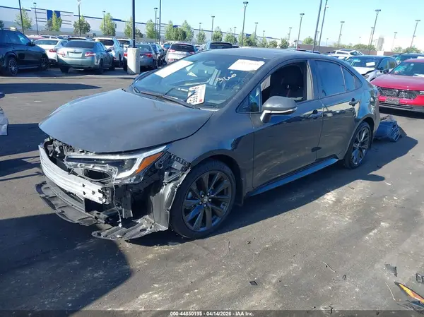 5YFP4MCE3RP214498 2024 TOYOTA COROLLA - Image 2
