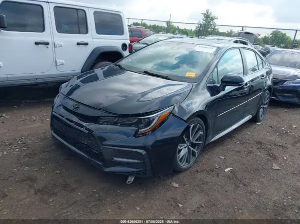 5YFP4MCE4MP066080 2021 TOYOTA COROLLA - Image 2