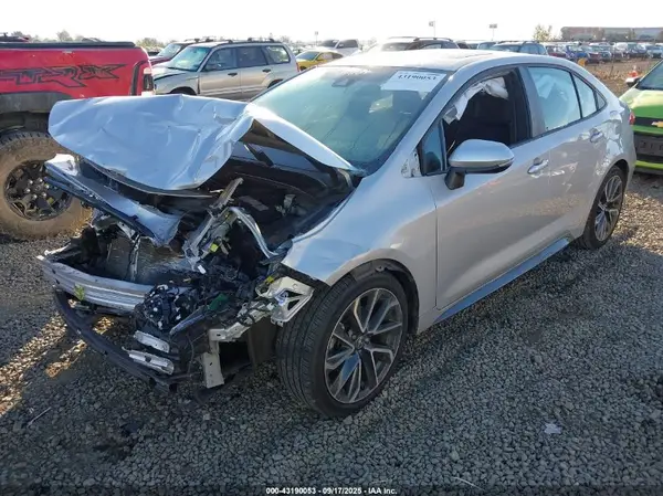 5YFP4MCE4NP107793 2022 TOYOTA COROLLA - Image 2