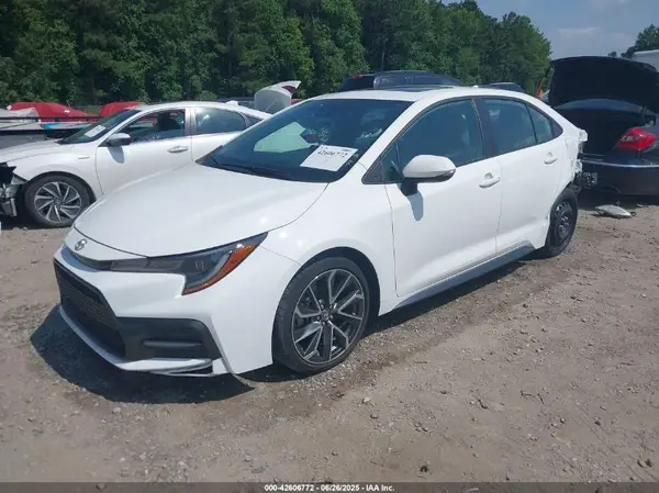 5YFP4MCE4NP136534 2022 TOYOTA COROLLA - Image 2