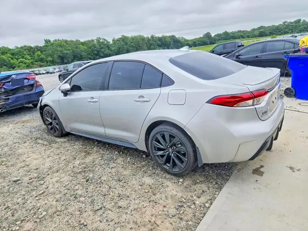 5YFP4MCE4SP236709 2025 TOYOTA COROLLA - Image 2