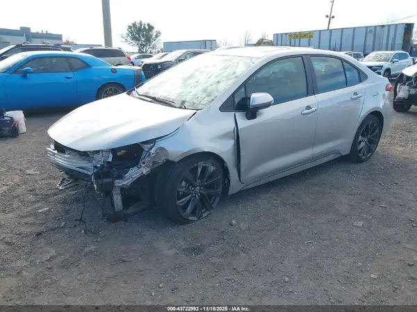 5YFP4MCE6RP208131 2024 TOYOTA COROLLA - Image 2